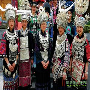 單獨(dú)成團(tuán)L線：（湘西風(fēng)情之旅）張家界、德夯大峽谷、鳳凰古城4天3晚獨(dú)立成團(tuán)游